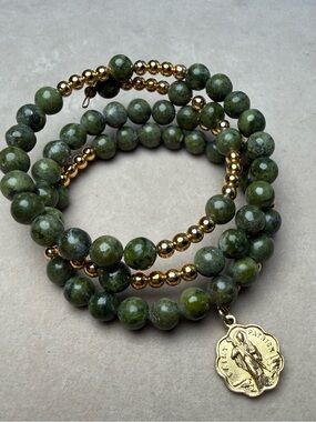 Connemara Marble Wrap Bracelet Saint. Patrick Gold Tone
